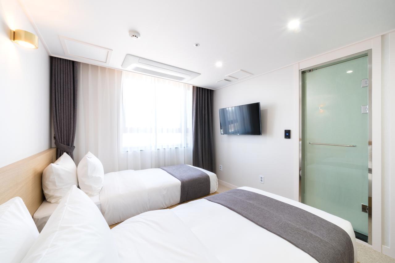 Incheon Airport Legend Hotel Экстерьер фото