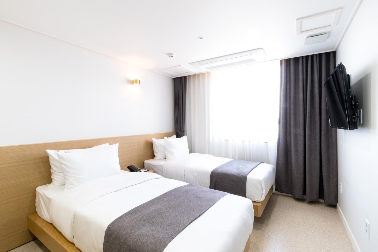 Incheon Airport Legend Hotel Экстерьер фото