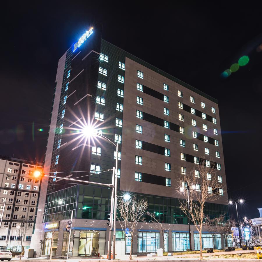 Incheon Airport Legend Hotel Экстерьер фото
